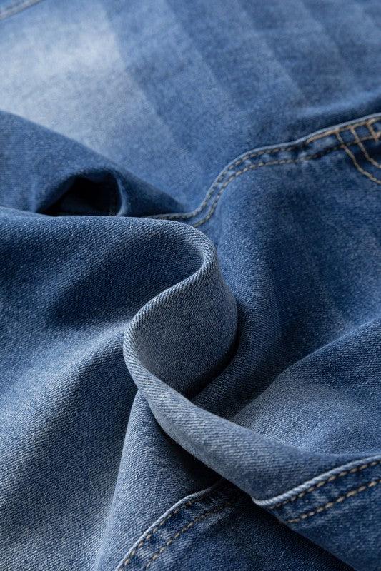 Denim Buttoned Fly Tapered Barrel Leg Jeans - The Doll House Boutique